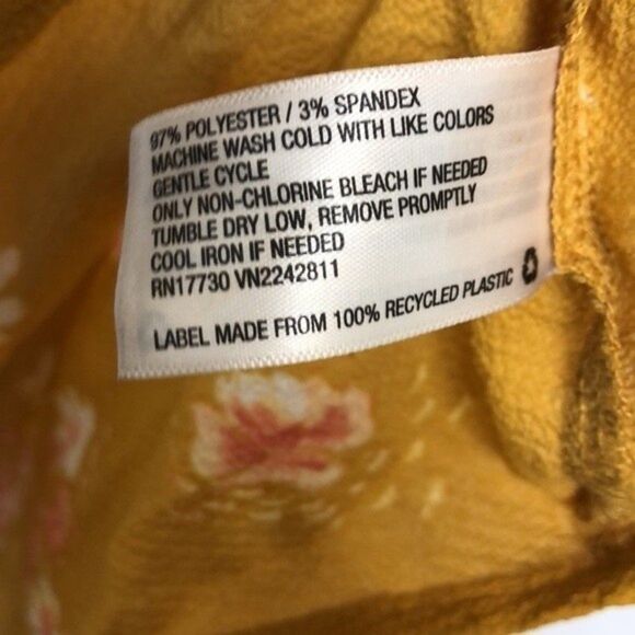 Ava & Viv Floral Puff Sleeve Blouse Mustard Yellow Pink & White New Condition 2X - Picture 7 of 7